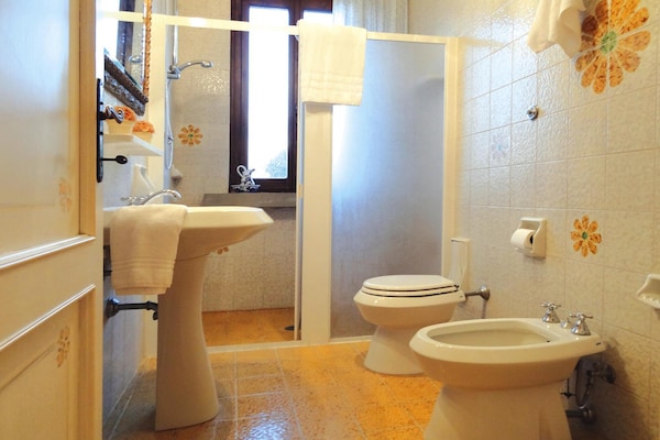 Foto van Landgoed in Montaione met Zwembad & Wijn - Vakantiehuis in Montaione - BathRoom