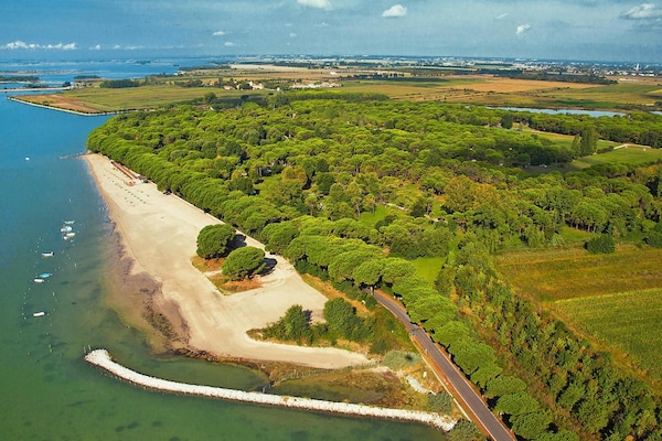 Foto van Caravanpark Belvedere, Grado - Vakantiehuis in Belvedere di Aquileia - WaterView