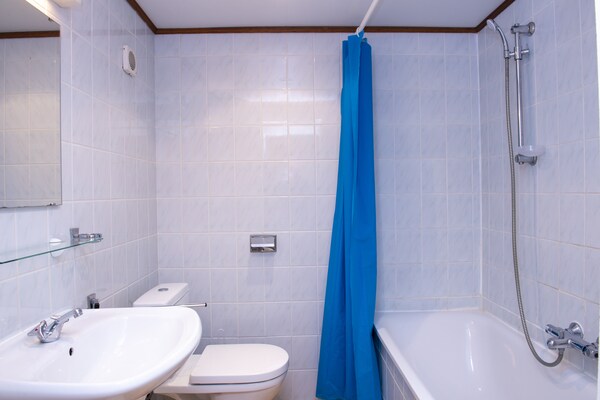 Foto van Prachtig Portiragnes Resort vlakbij het strand - Vakantiehuis in Portiragnes - BathRoom