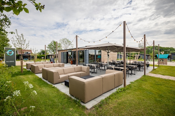 Foto van Lodge aan Markermeer bij Hoorn - Vakantiehuis in Wijdenes - ParkFacilities