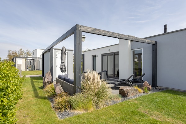 Foto van Comfortabel Callantsoog-retraite - Vakantiehuis in Callantsoog - ExteriorSummer