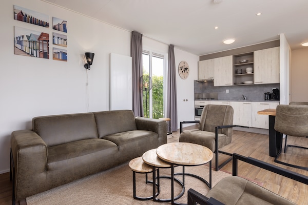 Foto van Comfortabel Callantsoog-retraite - Vakantiehuis in Callantsoog - LivingRoom