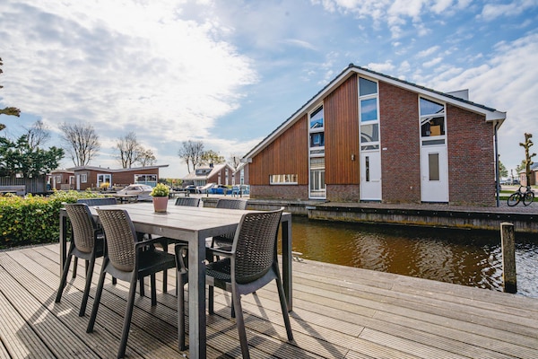 Foto van Ruime retraite aan het meer - Vakantiehuis in Uitgeest - TerraceBalcony