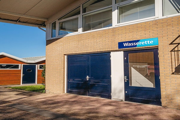 Foto van Ruime retraite aan het meer - Vakantiehuis in Uitgeest - AreaSummer1KM