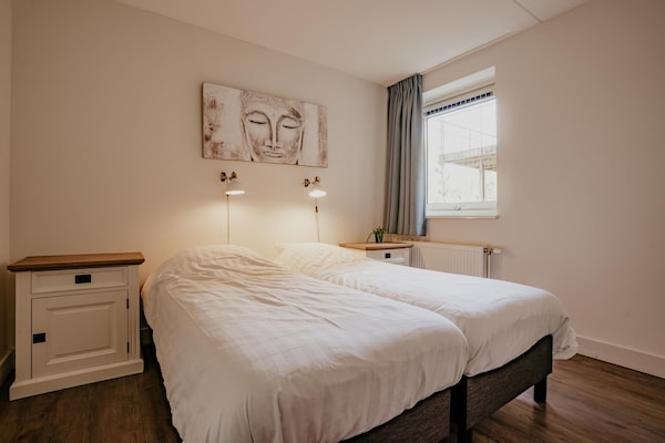 Foto van Ruime retraite aan het meer - Vakantiehuis in Uitgeest - BedRoom
