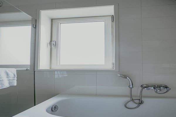 Foto van Appartement in Egmond met Uitzicht op Zee - Vakantiehuis in Egmond aan zee - BathRoom