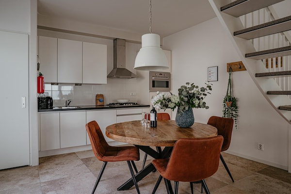 Foto van Appartement in Egmond met Uitzicht op Zee - Vakantiehuis in Egmond aan zee - DiningRoom