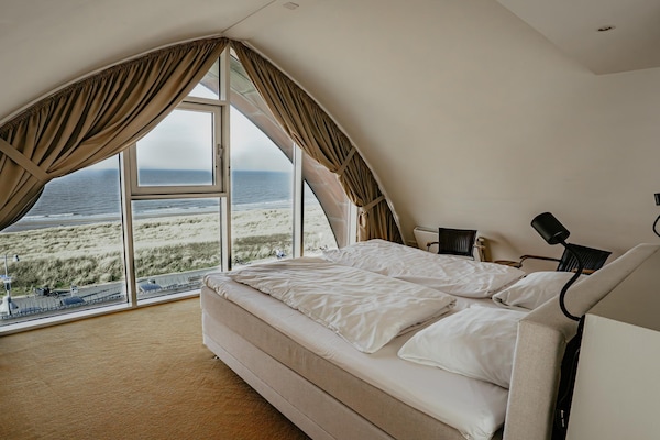 Foto van Appartement in Egmond met Uitzicht op Zee - Vakantiehuis in Egmond aan zee - BedRoom