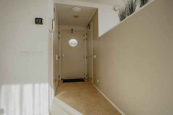 Foto van Appartement in Egmond met Uitzicht op Zee - Vakantiehuis in Egmond aan zee - HallReception