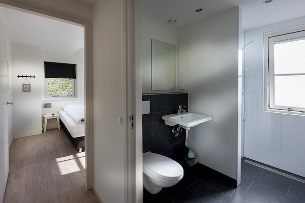 Foto van Vakantiehuis bij Nederlandse kust & park - Vakantiehuis in Noordwijk - BathRoom