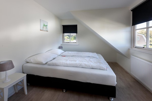 Foto van Vakantiehuis bij Nederlandse kust & park - Vakantiehuis in Noordwijk - BedRoom