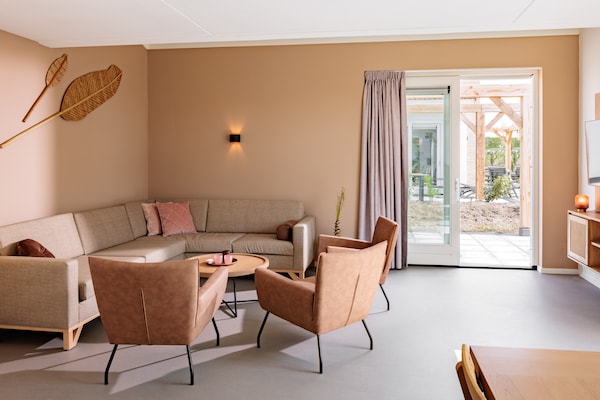Foto van Zonnig Dunimar Retreat - Vakantiehuis in Noordwijkerhout - LivingRoom