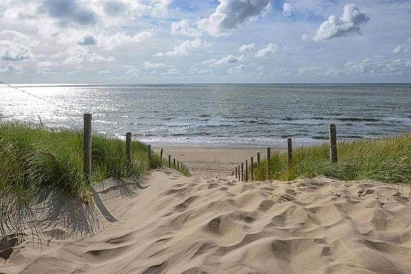 Foto van Stijlvolle ontsnapping aan de haven - Vakantiehuis in Den Haag - AreaSummer5KM