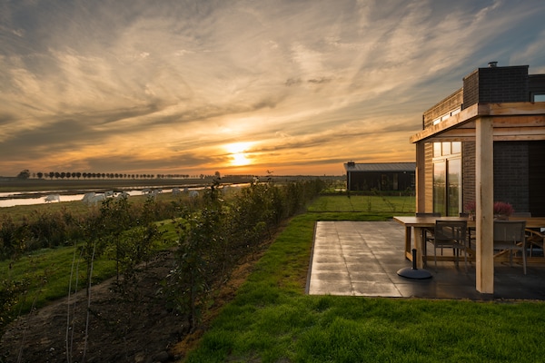 Foto van Bungalow in Ouddorp met Uitzicht op Natuur - Vakantiehuis in Herkingen - AreaSummer1KM