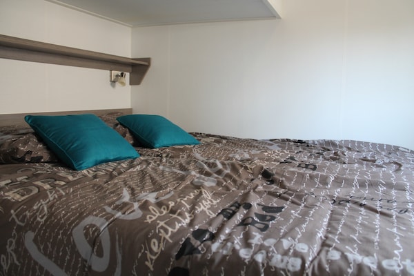 Foto van Chalet in Nederland met Privé Sauna - Vakantiehuis in Voorthuizen - BedRoom