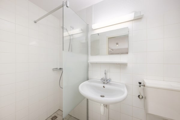 Foto van Bungalow in Veluwe Natuurpark - Vakantiehuis in Putten - BathRoom