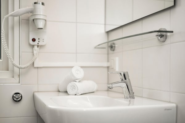 Foto van Ontspan & Kom tot Rust in Putten - Vakantiehuis in Putten - BathRoom