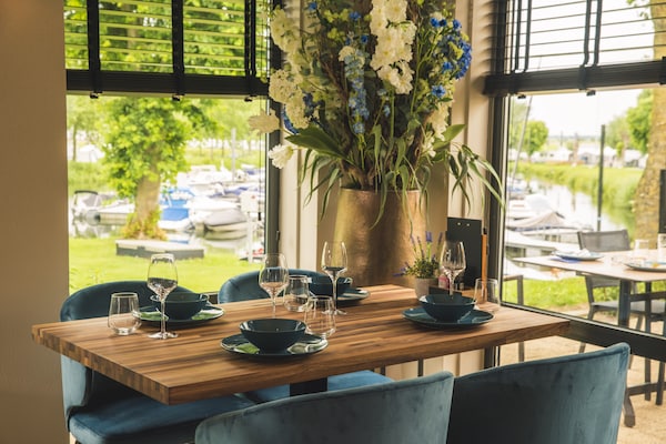 Foto van Gezellige ontsnapping aan de rivier - Vakantiehuis in Maurik - DiningRoom