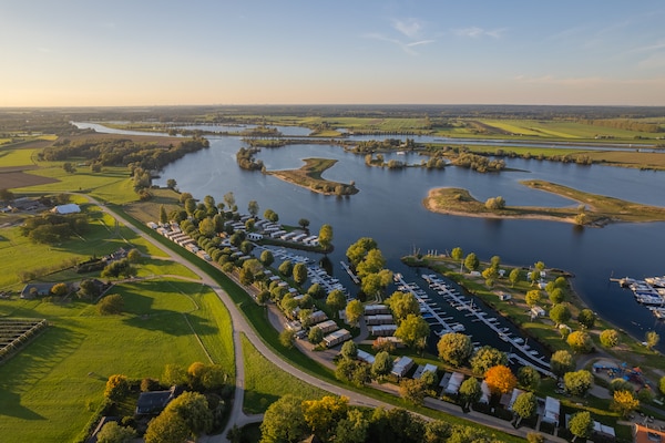 Foto van Huis in Arnhem met uitzicht op de Rijn - Vakantiehuis in Maurik - AreaSummer1KM
