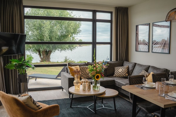 Foto van Huis in Arnhem met uitzicht op de Rijn - Vakantiehuis in Maurik - LivingRoom