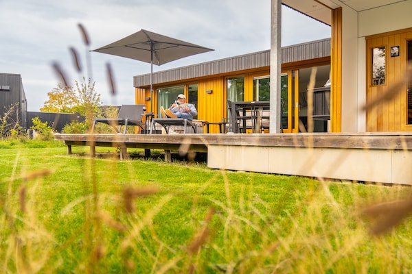 Foto van Lodge bij Brouwersdam & Noordzeestrand - Vakantiehuis in Scharendijke - ParkFacilities