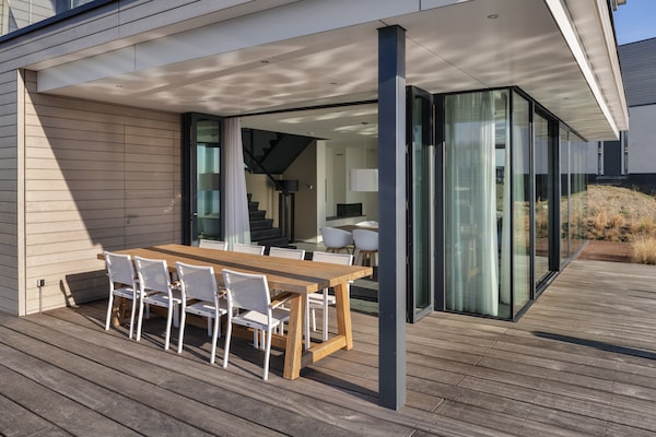 Foto van Villa aan het Veerse Meer met Uitzicht - Vakantiehuis in Arnemuiden - TerraceBalcony