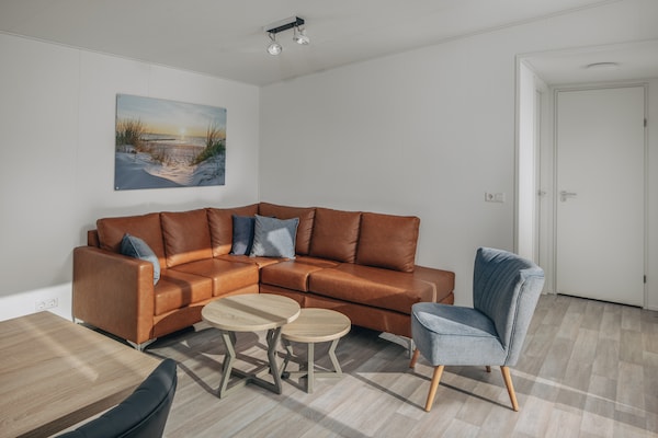 Foto van Chalet in Nederland bij Zandstranden - Vakantiehuis in Domburg - LivingRoom