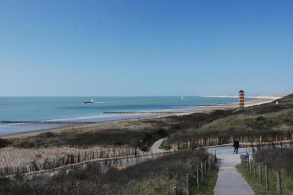 Foto van Luxe villa nabij de Noordzee - Vakantiehuis in Koudekerke - AreaSummer5KM