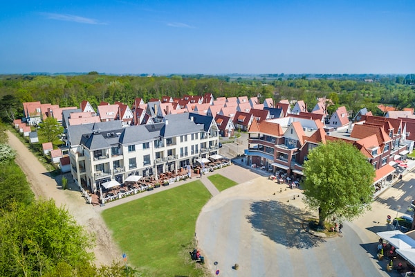 Foto van Appartement in Zeeland met luxe voorzieningen - Vakantiehuis in Koudekerke - ExteriorSummer