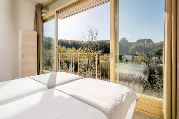 Foto van Lodge in Vlissingen bij Noordzeestrand - Vakantiehuis in Vlissingen - BedRoom
