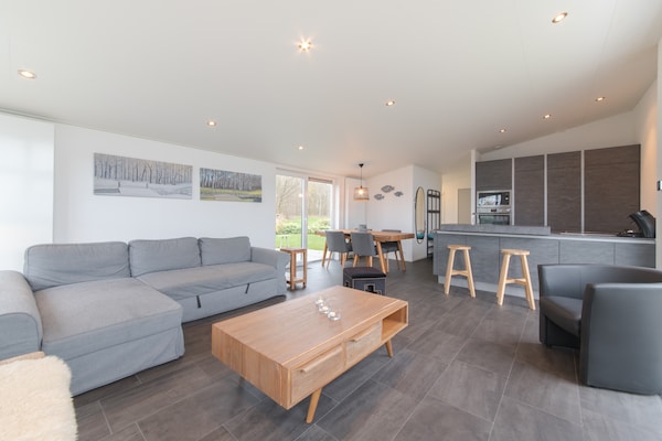 Foto van Modern chalet vlakbij het strand - Vakantiehuis in Wemeldinge - LivingRoom