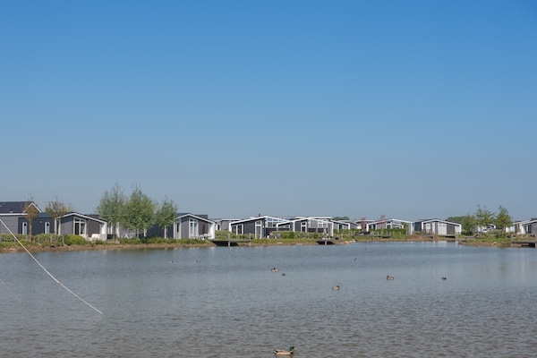 Foto van Schilderachtig verblijf met terras - Vakantiehuis in Wemeldinge - ParkFacilities
