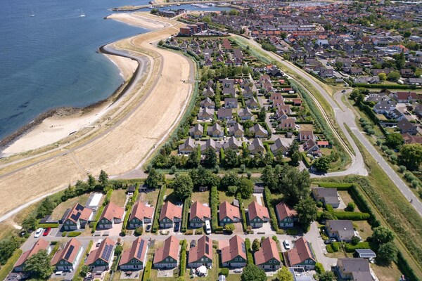 Foto van Heerlijk vakantiehuis met bubbelbad - Vakantiehuis in Wemeldinge - AreaSummer5KM