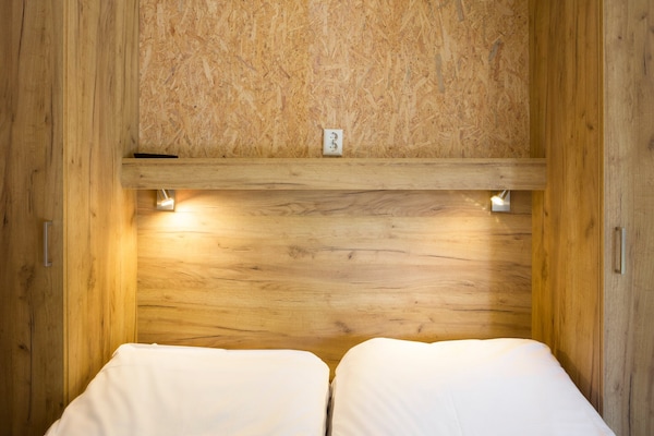 Foto van Chalet bij Roompot Beach Resort aan de kust - Vakantiehuis in Kamperland - BedRoom