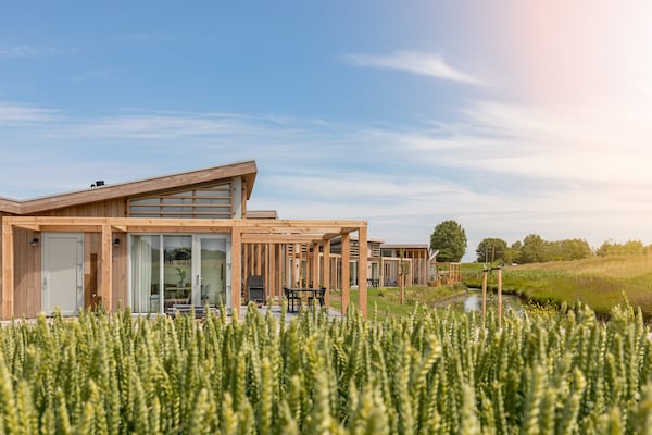 Foto van Zeeland Escape met Tuin - Vakantiehuis in Kamperland - ExteriorSummer