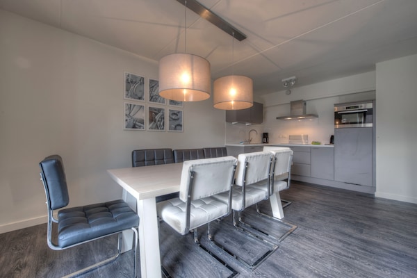 Foto van Ontspannende villa bij de duinen - Vakantiehuis in Kamperland - LivingRoom