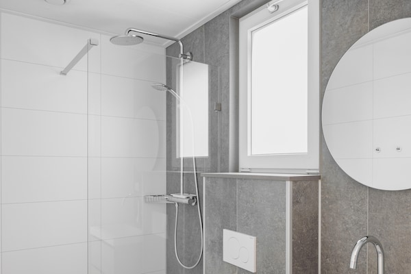 Foto van Gezellige lodge vlakbij het strand - Vakantiehuis in Kamperland - BathRoom