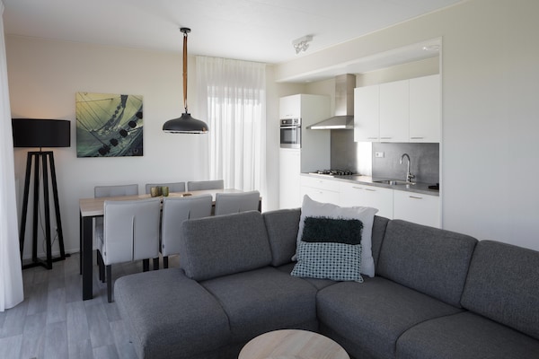 Foto van Villa in Nieuwvliet bij Strandresort - Vakantiehuis in Nieuwvliet-Bad - LivingRoom