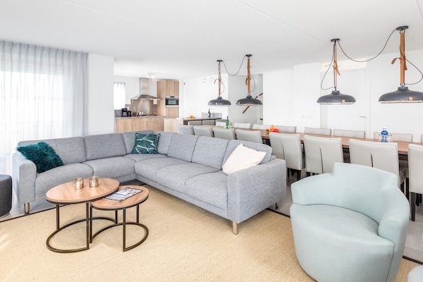 Foto van Villa in Nieuwvliet-Bad bij het Strand - Vakantiehuis in Nieuwvliet-Bad - LivingRoom