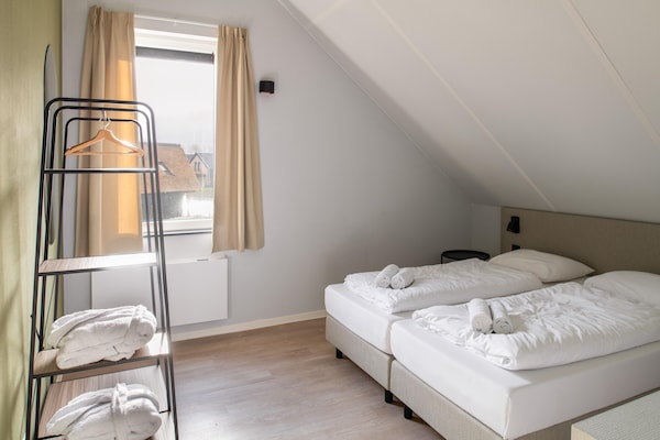 Foto van Vakantiehuis bij Noordzeestrand met Sauna - Vakantiehuis in Nieuwvliet - BedRoom