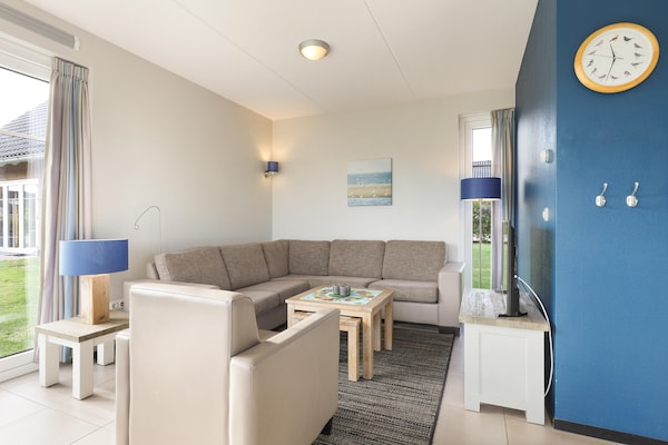 Foto van Zeeuws Huis voor Alle Leeftijden - Vakantiehuis in Nieuwvliet - LivingRoom