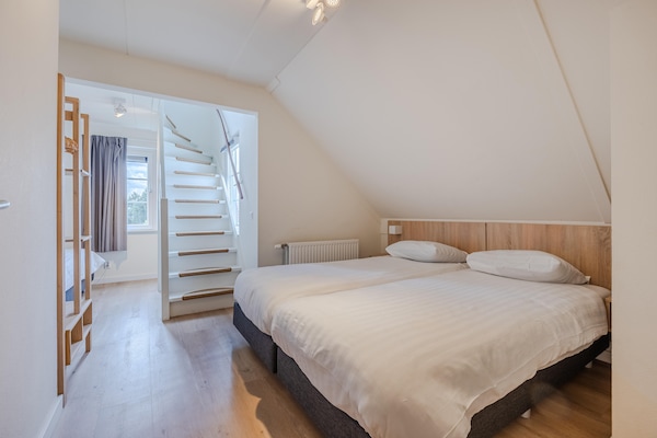 Foto van Villa in Cadzand-Bad bij Noordzeestrand - Vakantiehuis in Cadzand-Bad - BedRoom