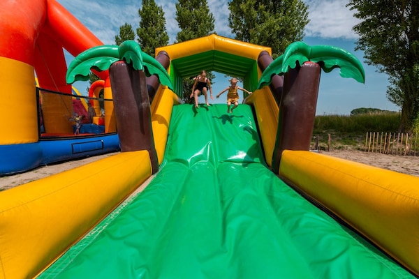 Foto van Luxe duinvilla op een vakantiepark - Vakantiehuis in Cadzand - ParkFacilities