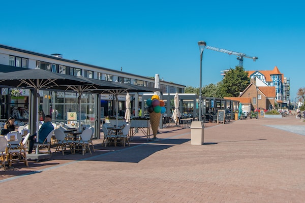 Foto van Luxe duinvilla op een vakantiepark - Vakantiehuis in Cadzand - AreaSummer1KM