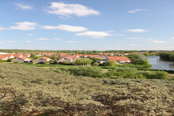 Foto van Stijlvolle bungalow vlakbij het strand - Vakantiehuis in Breskens - AreaSummer1KM