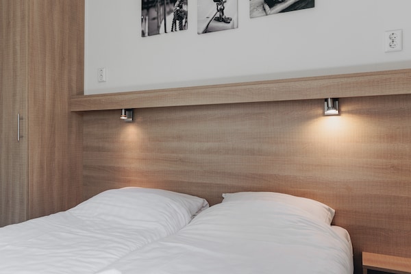 Foto van Lodge in Zeebad vlak bij het strand - Vakantiehuis in Breskens - BedRoom