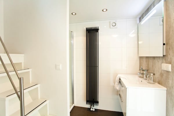 Foto van Modern vakantiehuis met dakterras - Vakantiehuis in Breskens - BathRoom