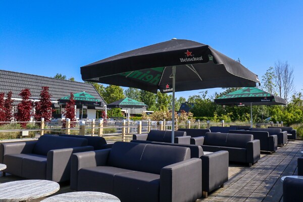 Foto van Modern vakantiehuis op 600 m van de zee - Vakantiehuis in Breskens - ParkFacilities