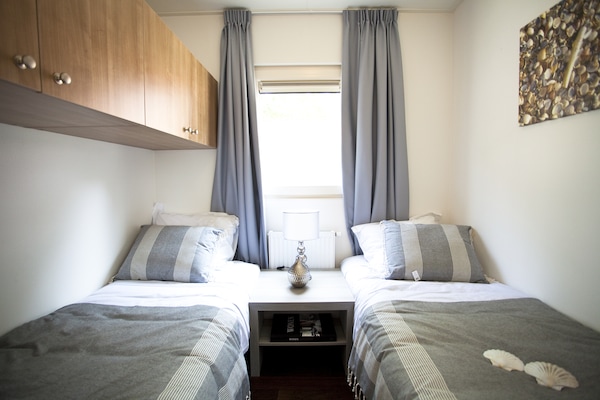 Foto van Gezellig chalet bij strand op 600 m - Vakantiehuis in Breskens - BedRoom