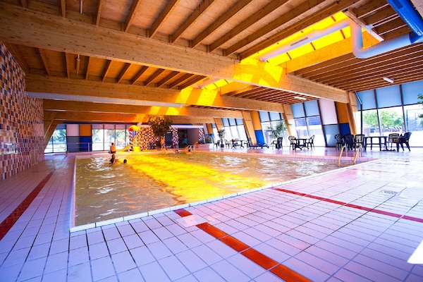 Foto van Mooi chalet met strand op 600 m. - Vakantiehuis in Breskens - ParkFacilities